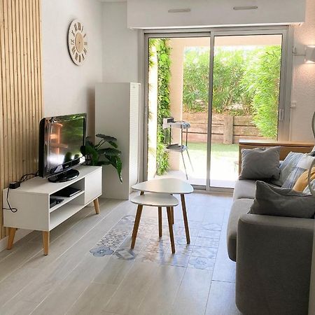 Appartement Frejus Avec Jardin, Piscine, Plage, Tennis エクステリア 写真